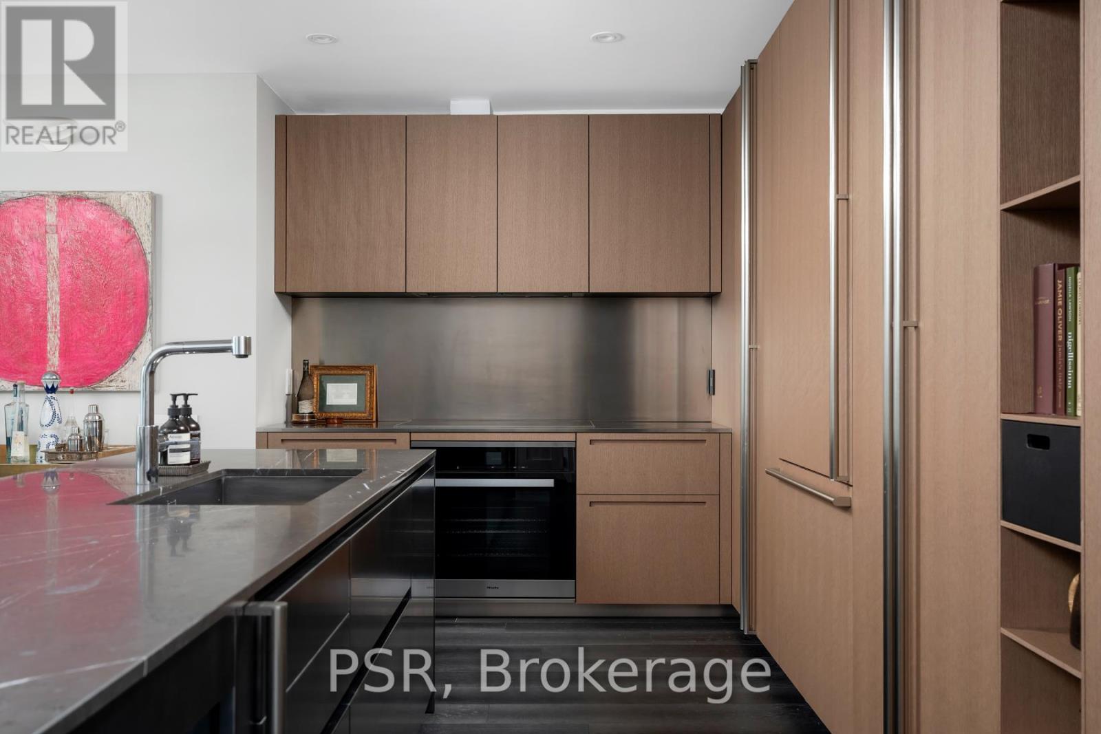 Property at 1501 - 77 CHARLES STREET image 4