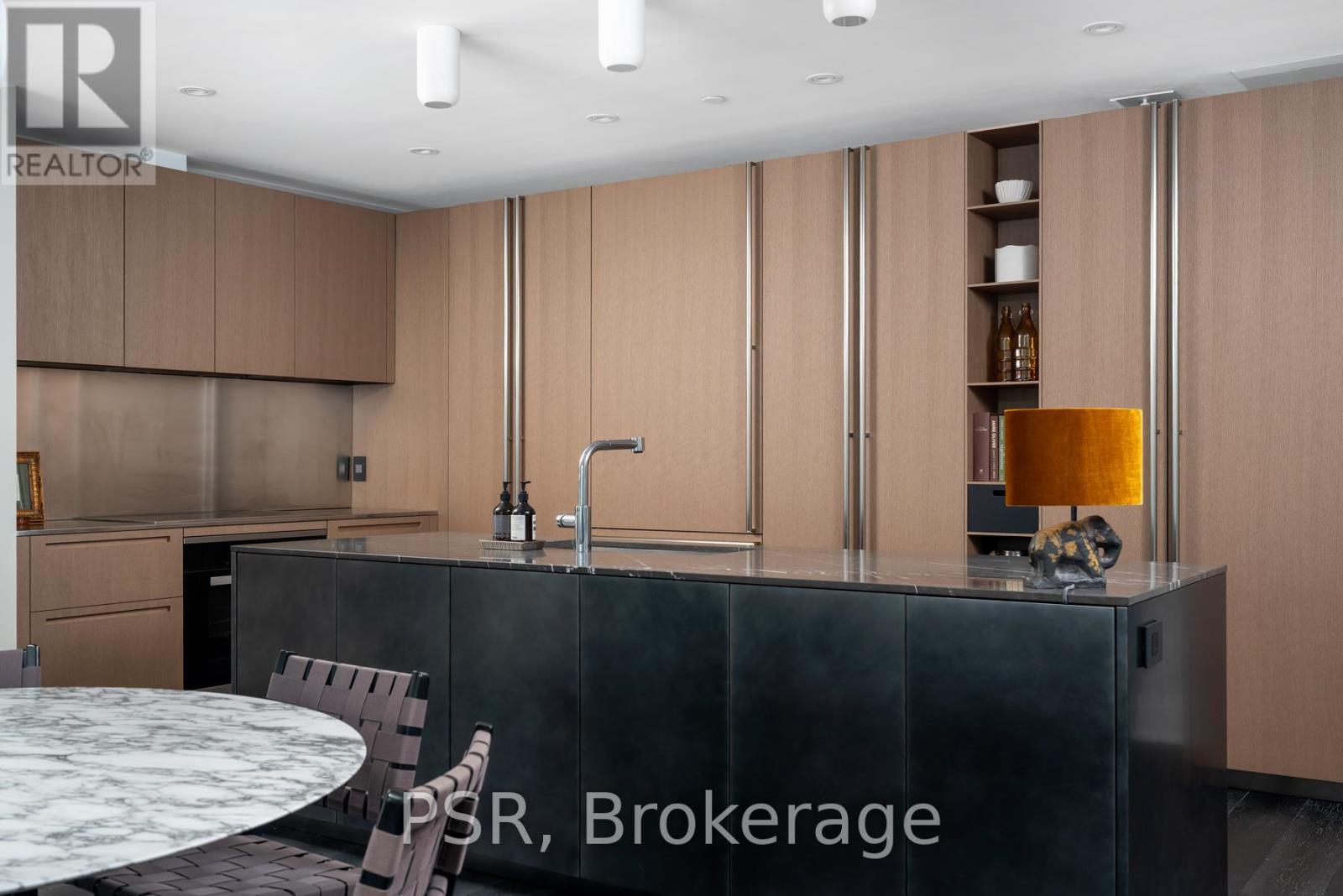 Property at 1501 - 77 CHARLES STREET image 5