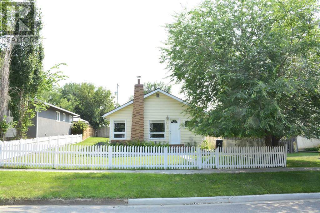 Property at 10115 105 Avenue image 4
