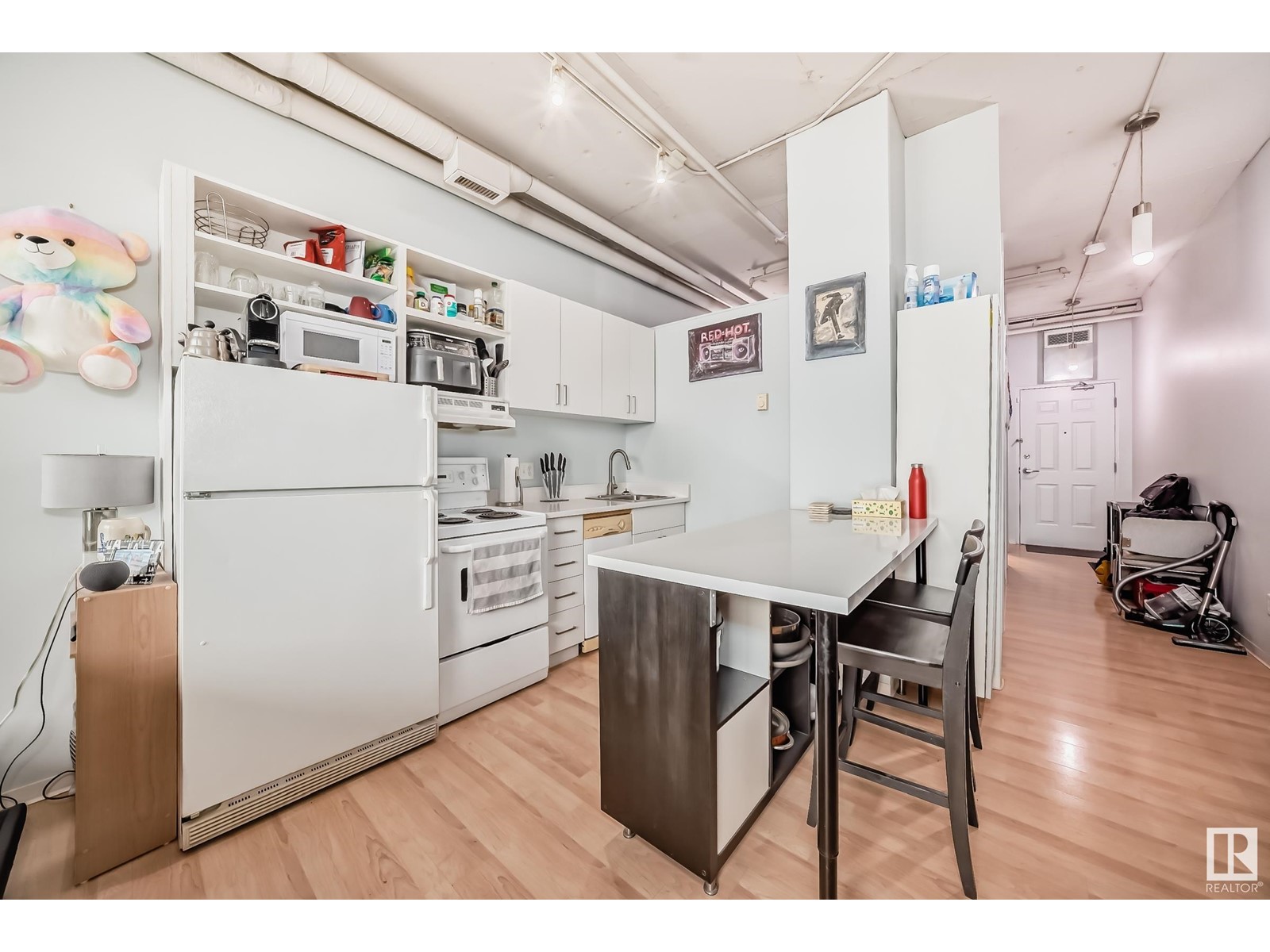 #1207 10024 Jasper Av Nw, Edmonton, Alberta  T5J 1R9 - Photo 1 - E4417996
