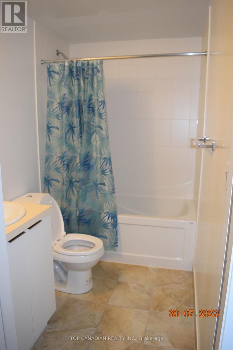 5705 - 14 York Street, Toronto (Waterfront Communities), Ontario  M5J 0B1 - Photo 17 - C12060269