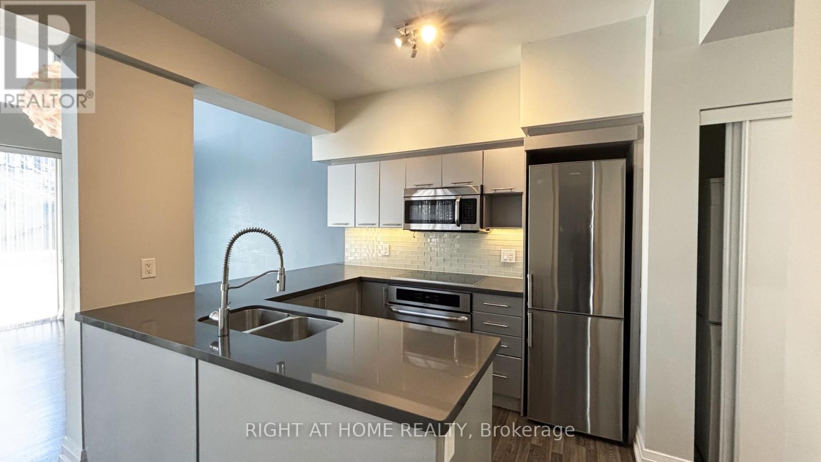 Property at W102 - 565 WILSON AVENUE image 2