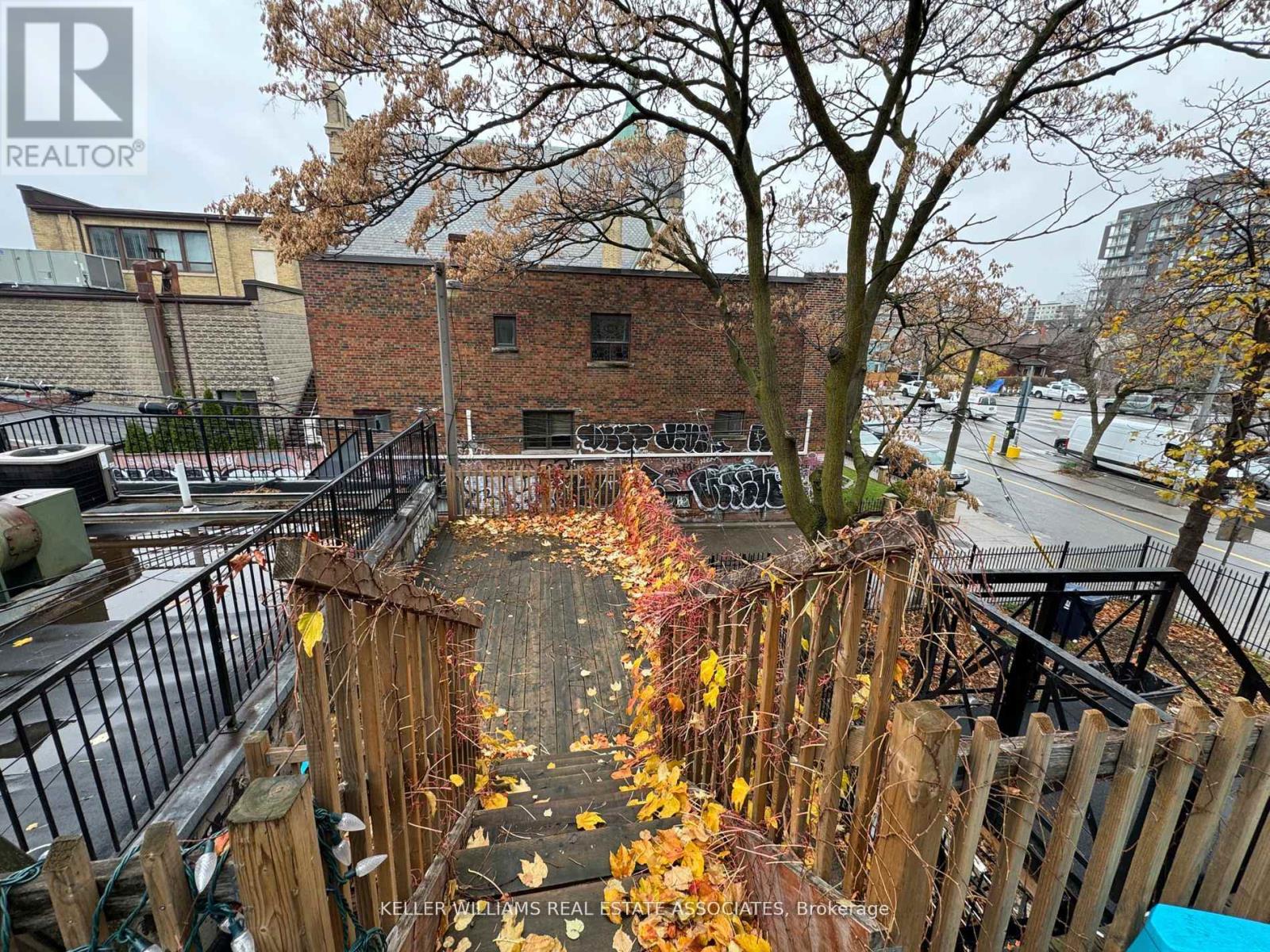 2nd - 486 Queen Street W, Toronto, Ontario  M5V 2B3 - Photo 16 - C12060306