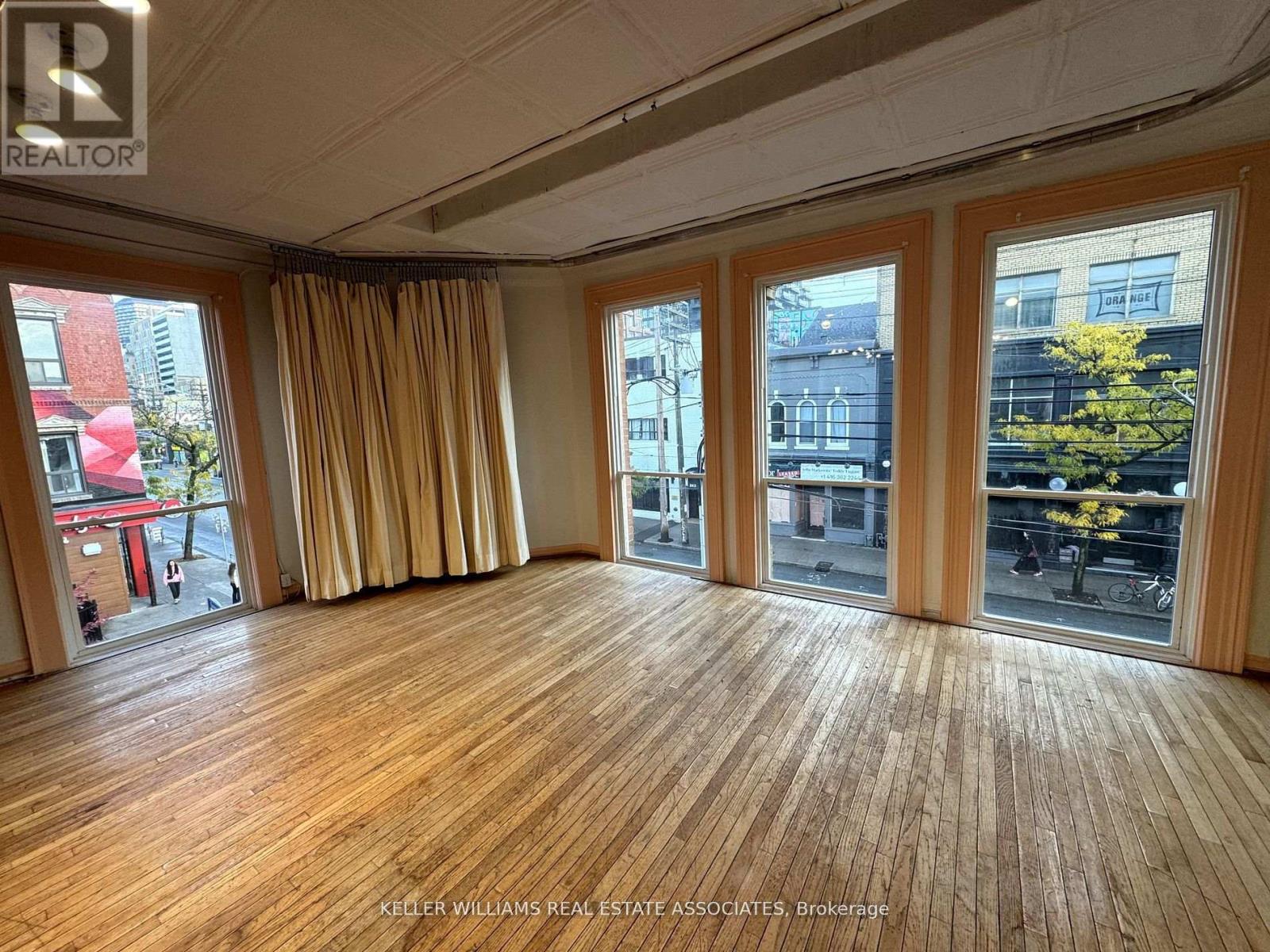 2nd - 486 Queen Street W, Toronto, Ontario  M5V 2B3 - Photo 9 - C12060306