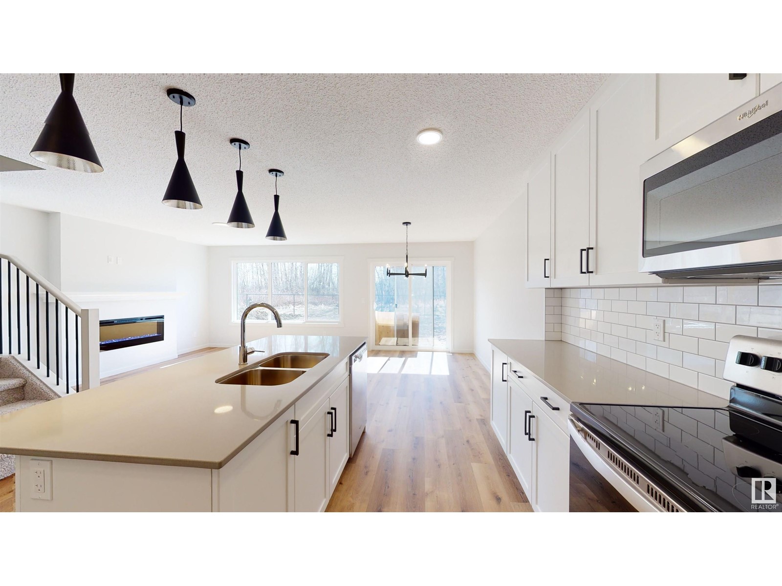 Property at 106 Baker ST image 2
