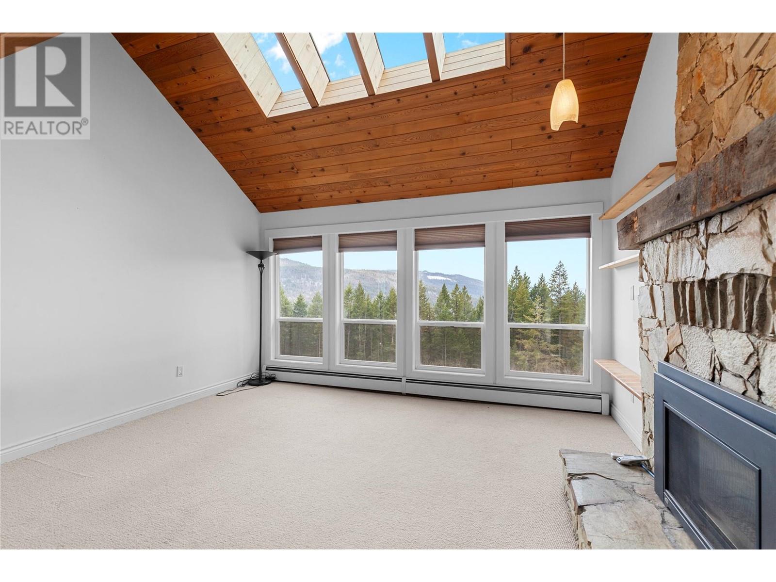 8022 Aspen Road, Vernon, British Columbia  V1B 3M9 - Photo 28 - 10339600