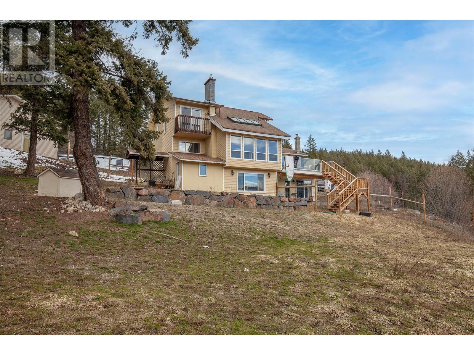 8022 Aspen Road, Vernon, British Columbia  V1B 3M9 - Photo 5 - 10339600