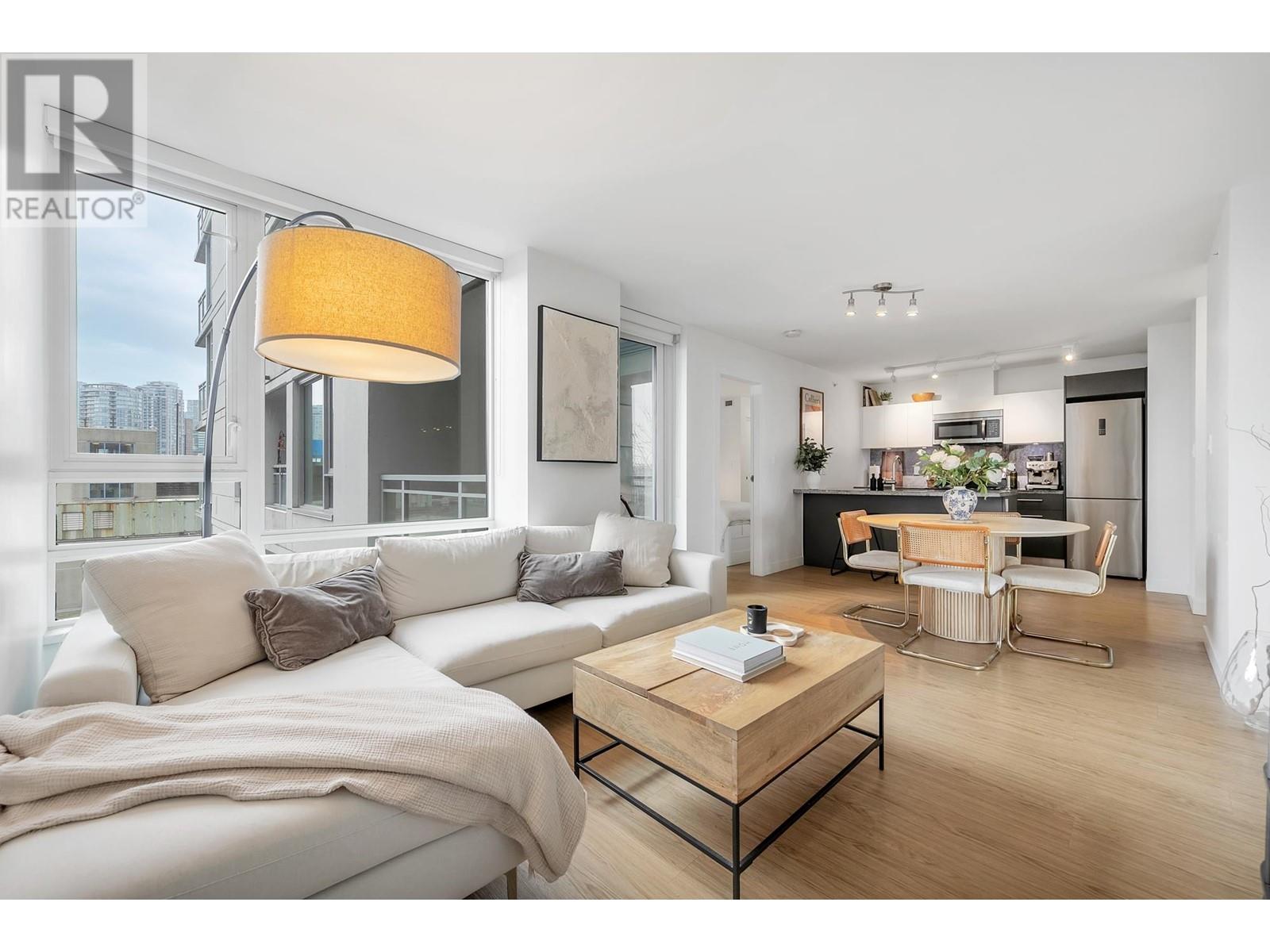 718 188 Keefer Street, Vancouver, British Columbia  V6A 0E3 - Photo 3 - R2982289