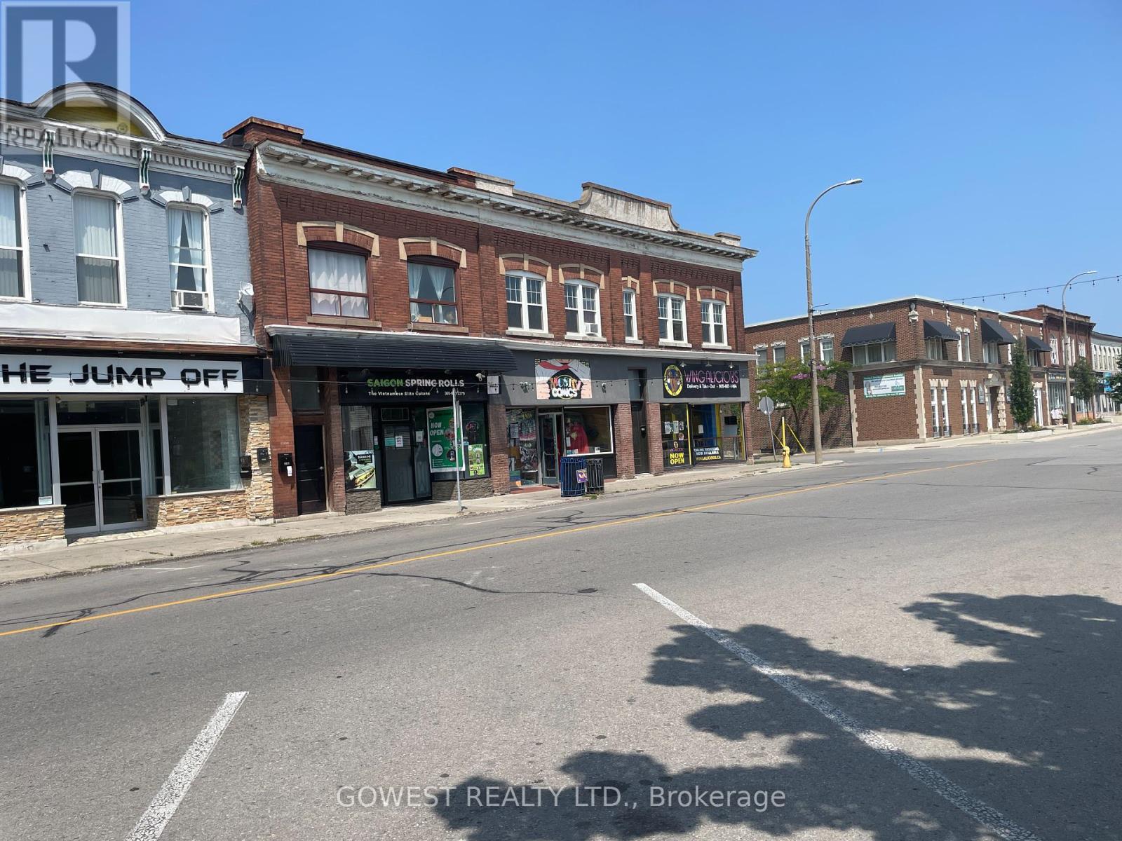 405 St.paul Street, St. Catharines, Ontario  L2R 3N1 - Photo 2 - X12060253