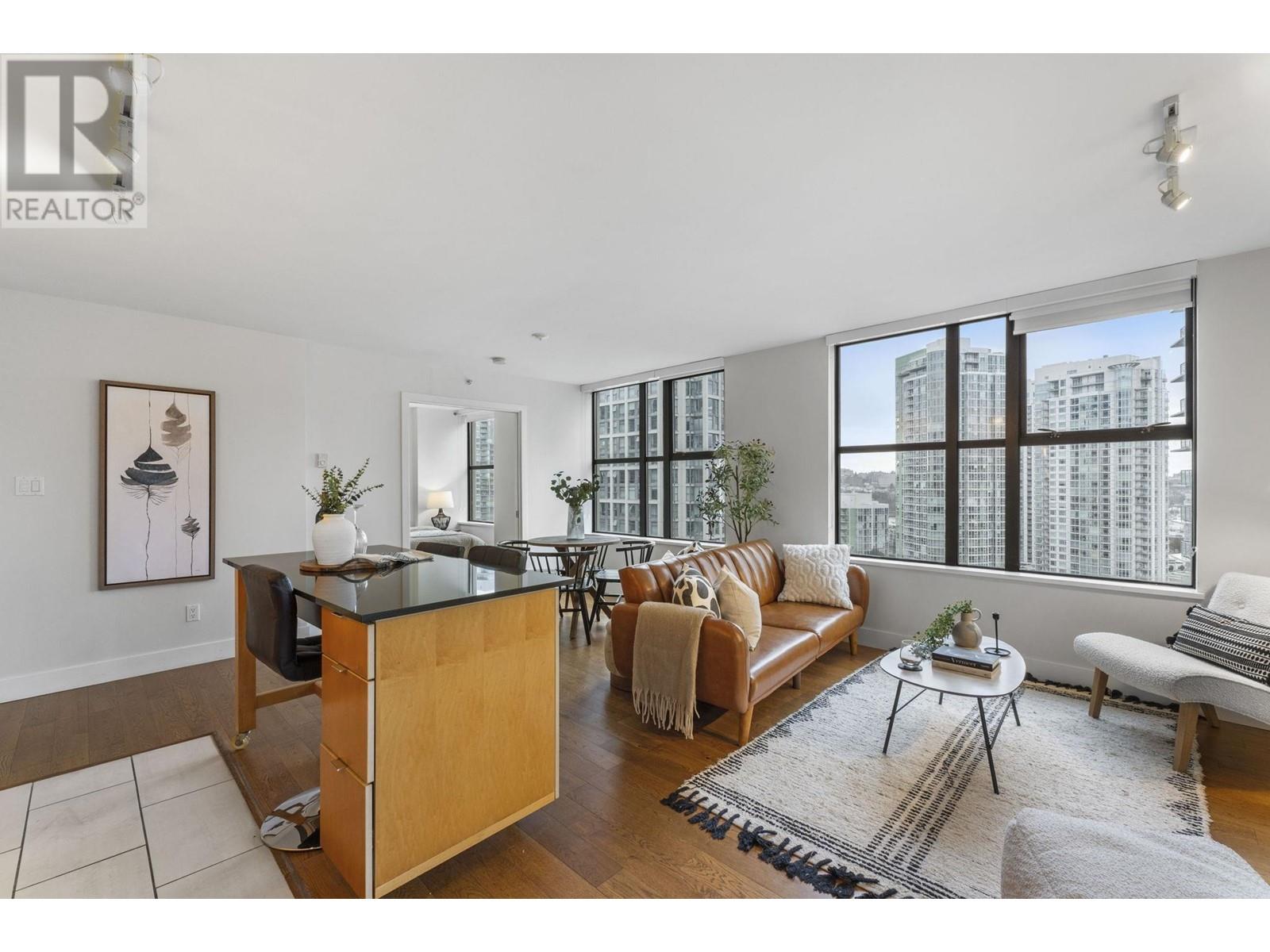 1807 989 BEATTY STREET, vancouver, British Columbia