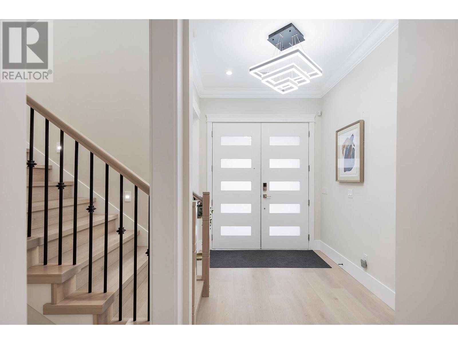 Property at 212 BLACKMAN STREET image 4