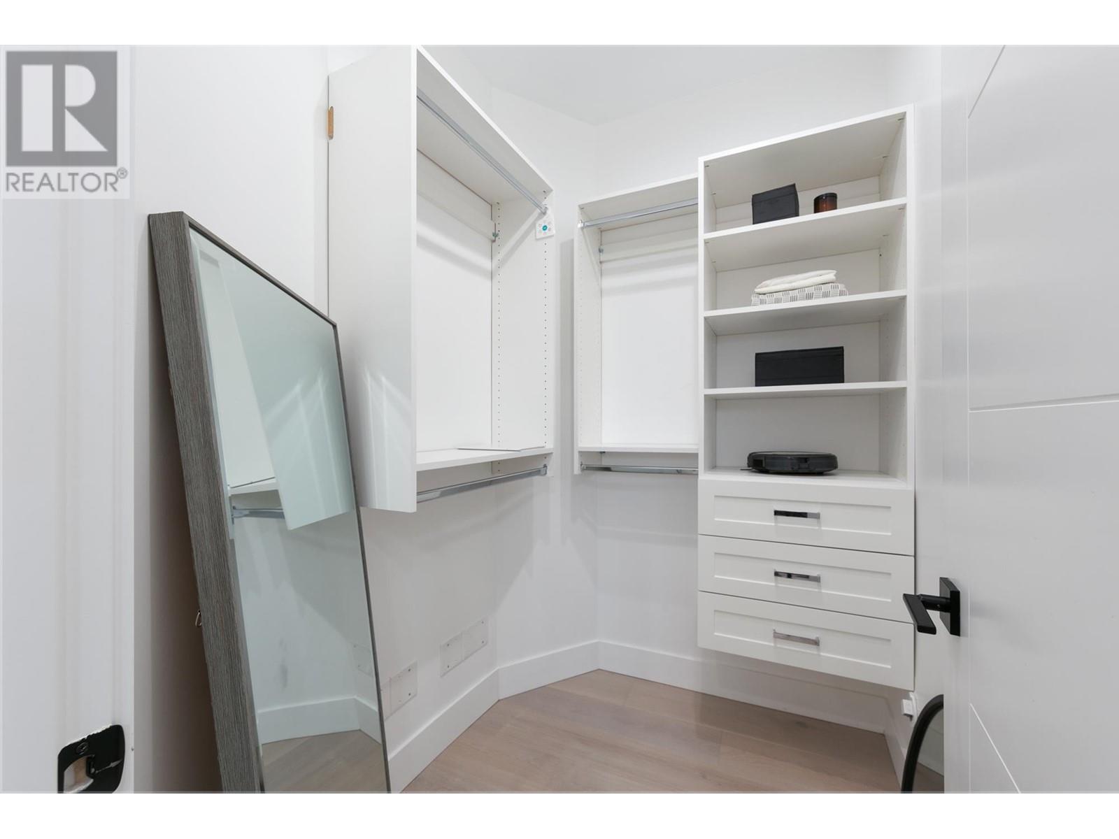 212 Blackman Street, New Westminster, British Columbia  V3L 2A7 - Photo 24 - R2981597