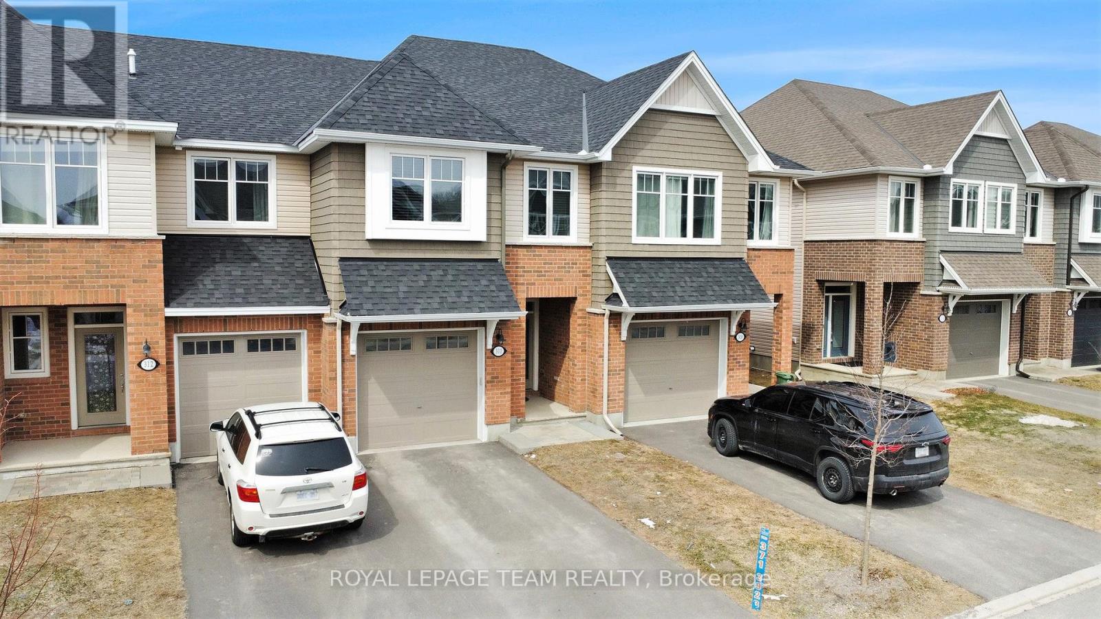 Property at 310 KANASHTAGE TERRACE image 2