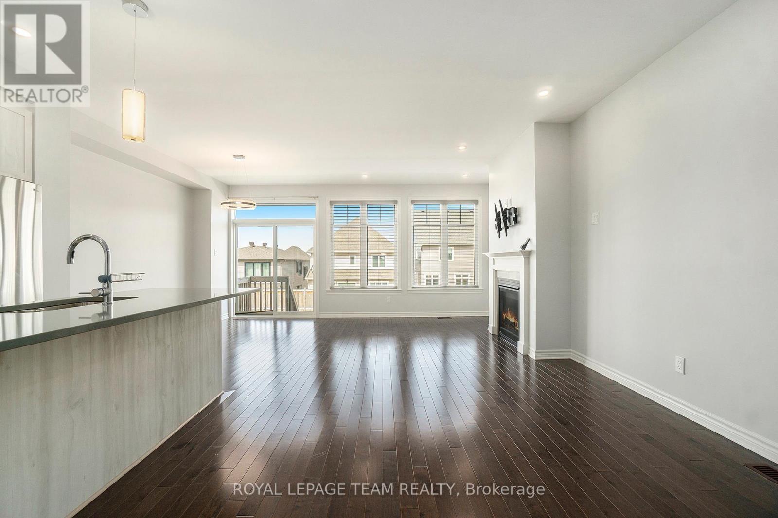 310 Kanashtage Terrace, Ottawa, Ontario  K4A 5J9 - Photo 8 - X12060418
