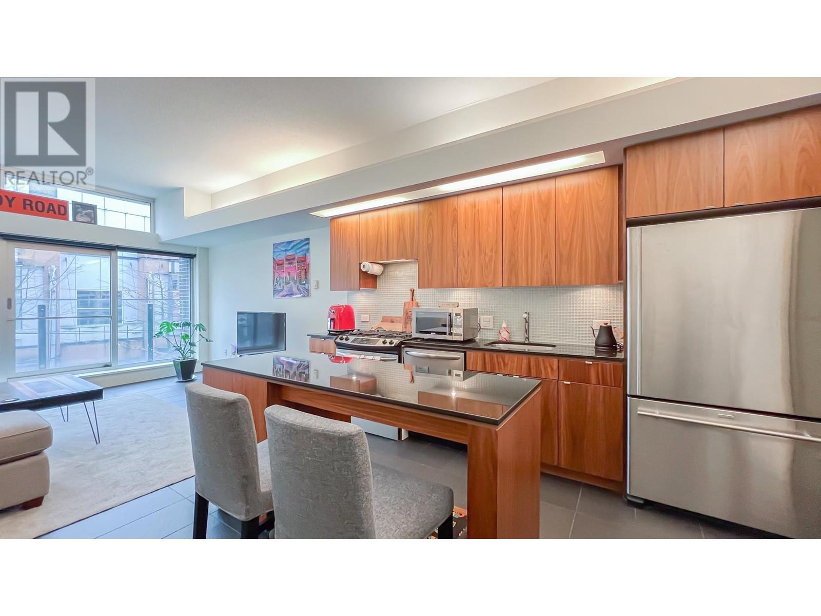305 33 W Pender Street, Vancouver, British Columbia  V6B 1R3 - Photo 1 - R2985859