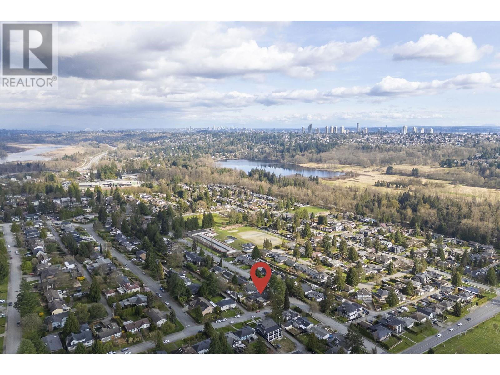5305 Eglinton Street, Burnaby, British Columbia  V5G 2B4 - Photo 8 - R2985851