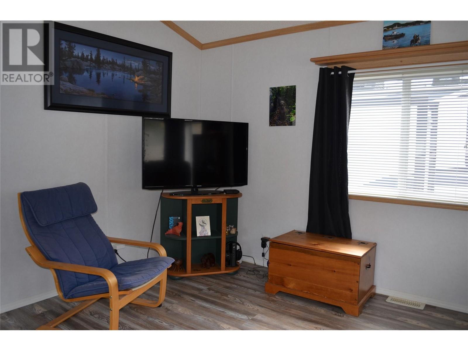 4354 Hwy 3 Highway Unit# 4, Keremeos, British Columbia  V0X 1N1 - Photo 4 - 10341921