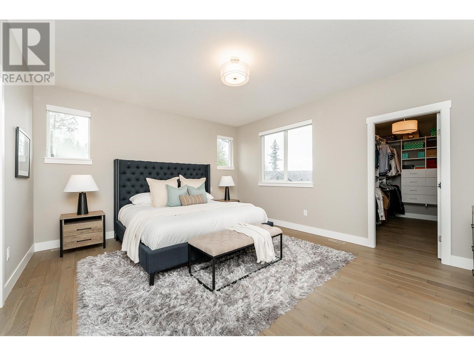 3484 Highland Drive, Coquitlam, British Columbia  V3E 0N5 - Photo 18 - R2985768