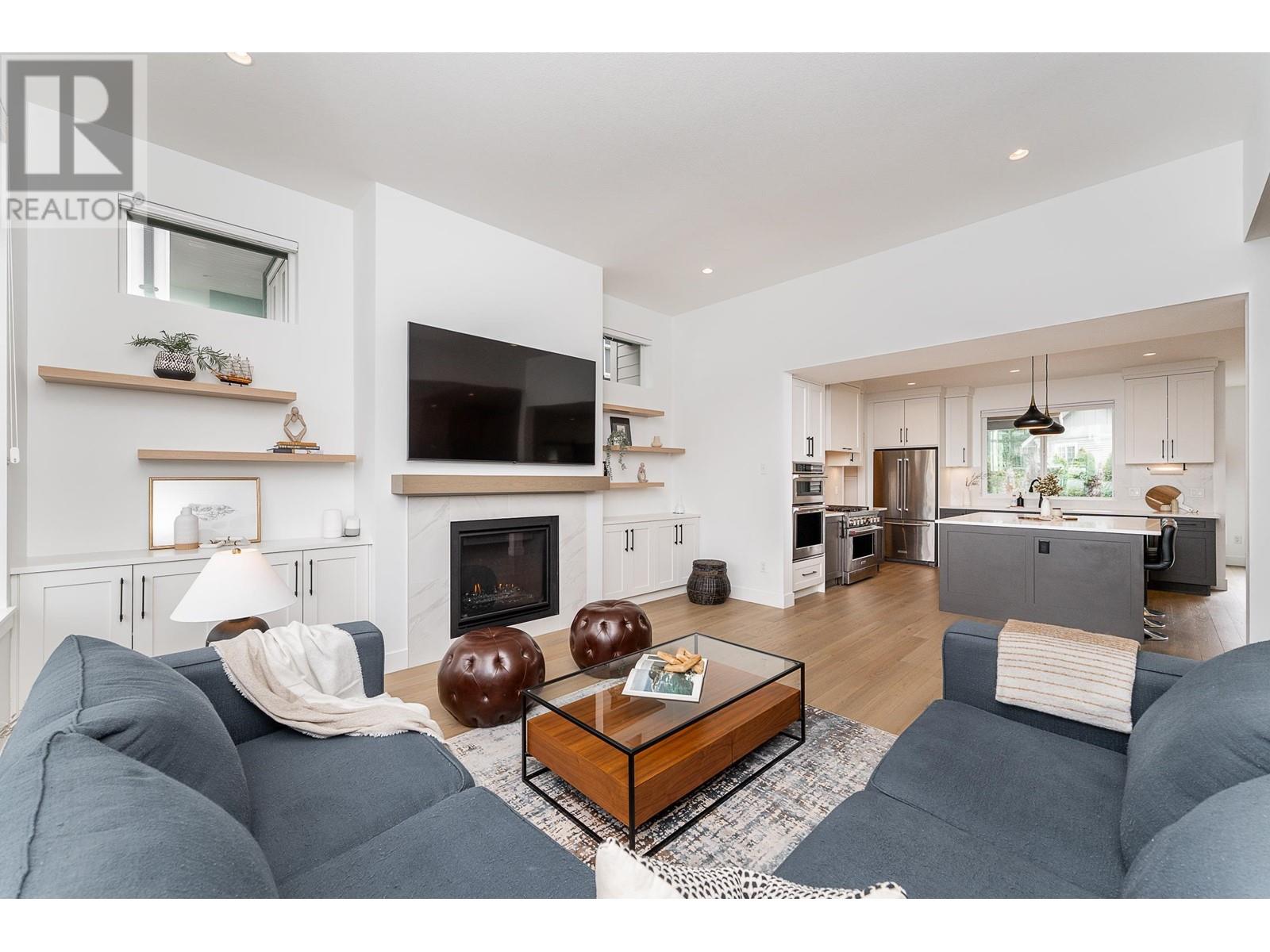 Property at 3484 HIGHLAND DRIVE image 3