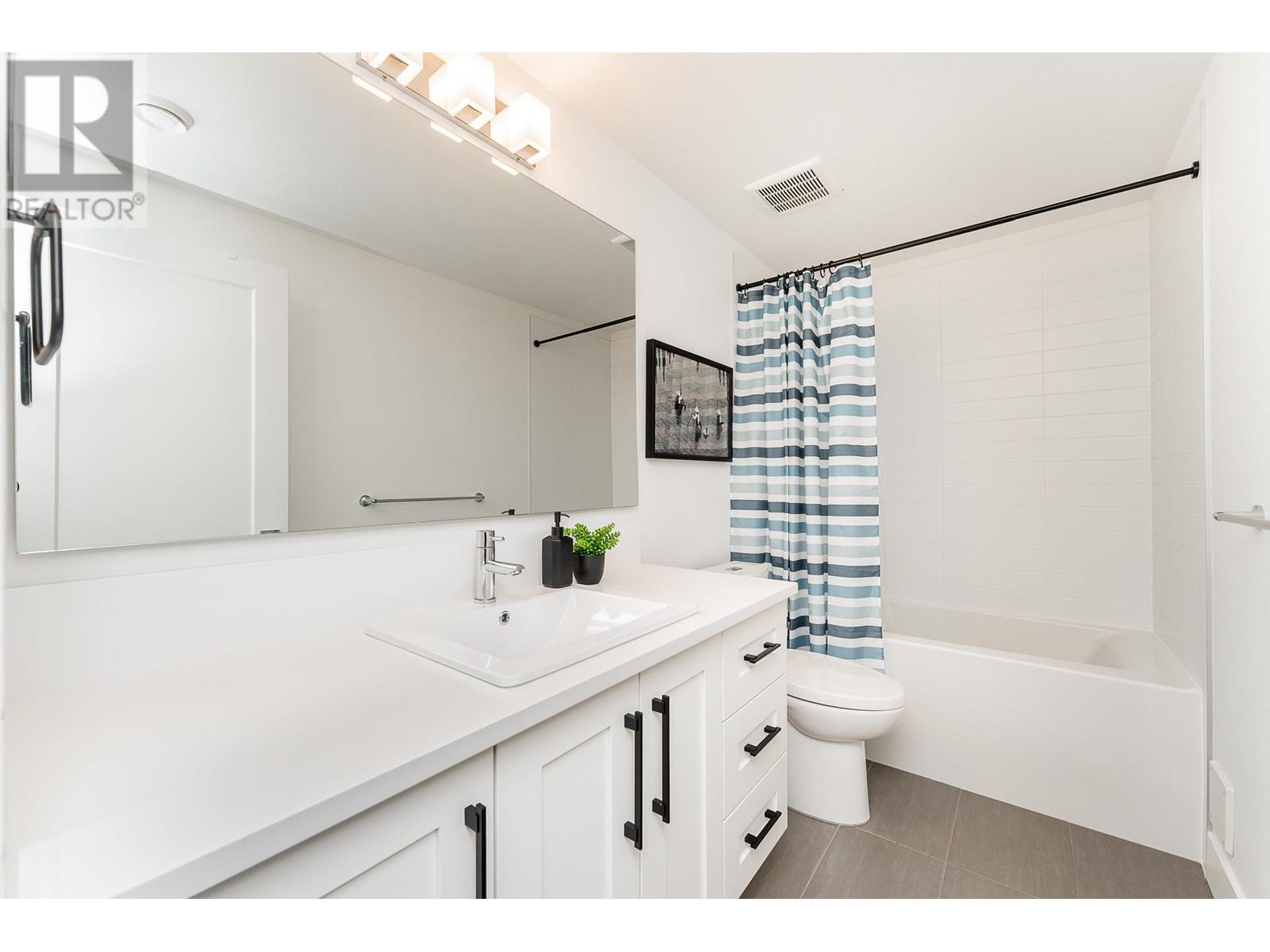 3484 Highland Drive, Coquitlam, British Columbia  V3E 0N5 - Photo 32 - R2985768