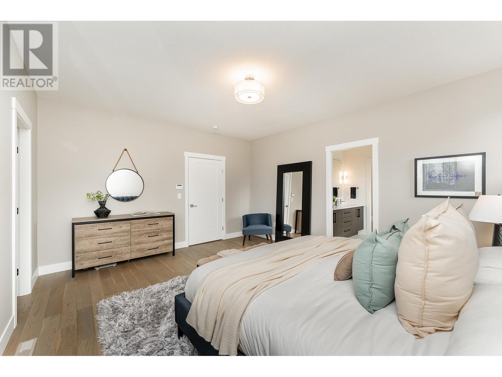 3484 Highland Drive, Coquitlam, British Columbia  V3E 0N5 - Photo 19 - R2985768