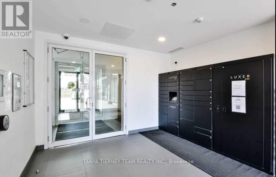 Property at 535 - 1900 SIMCOE STREET N image 3