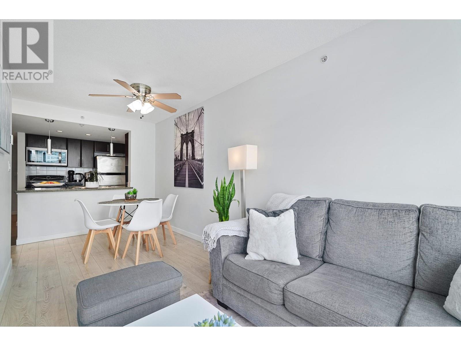 1503 58 Keefer Place, Vancouver, British Columbia  V6B 0B8 - Photo 3 - R2985837