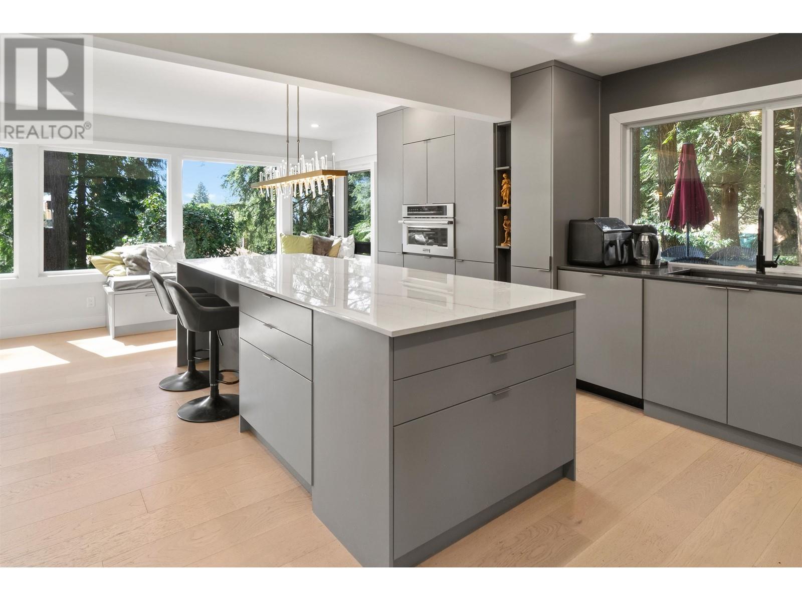 615 E Kings Road, North Vancouver, British Columbia  V7N 1J4 - Photo 18 - R2985639