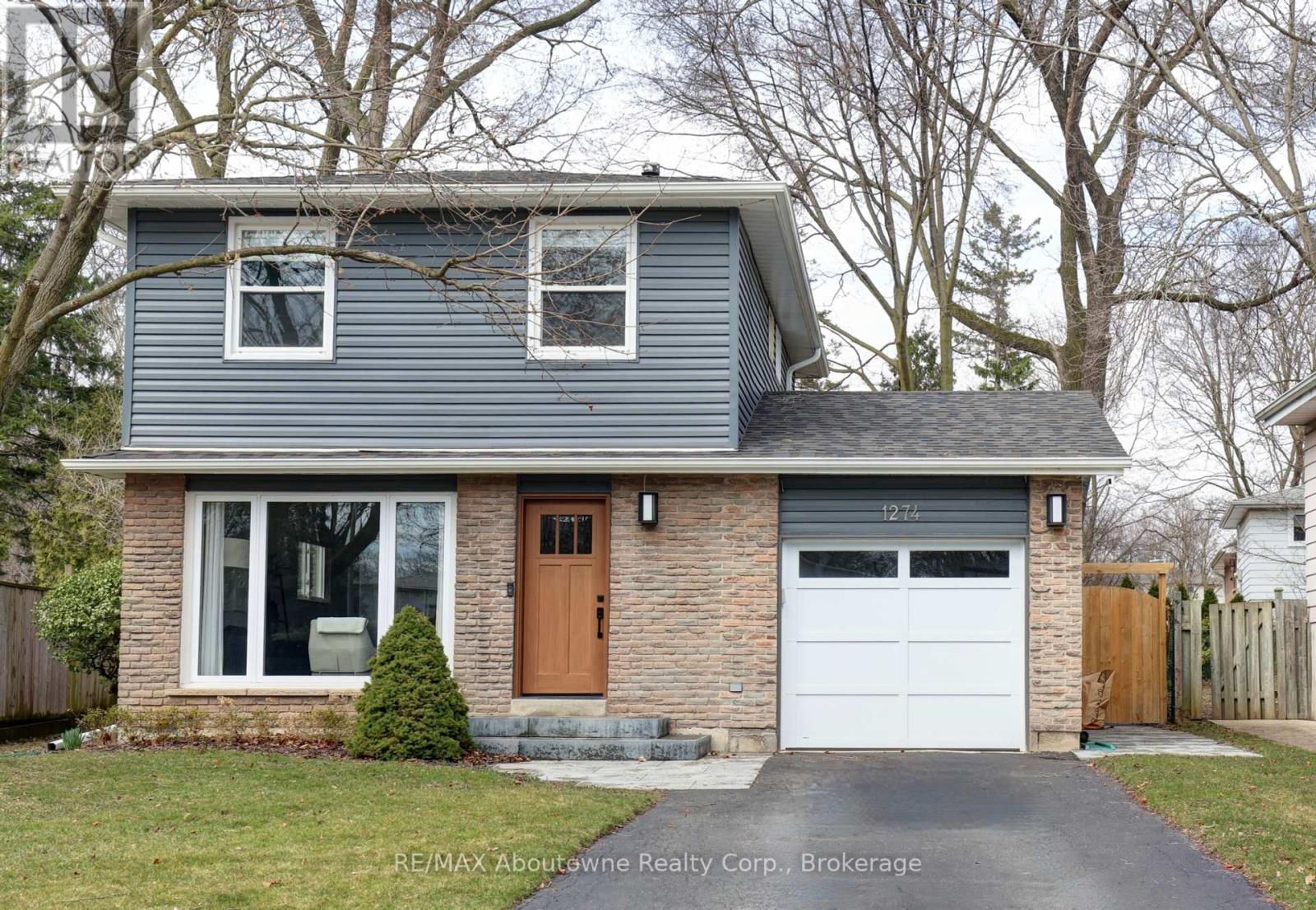 Property at 1274 RICHARDS CRESCENT image 1