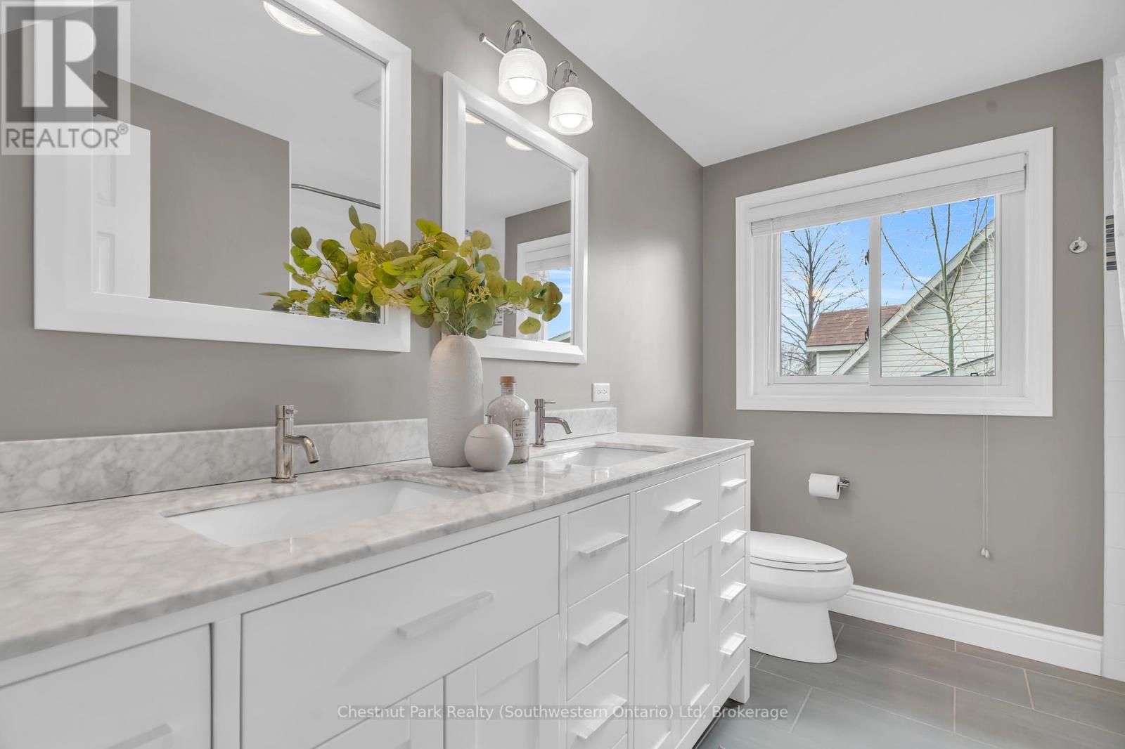 31 Cherrywood Drive, Guelph, Ontario  N1K 1R7 - Photo 26 - X12060565
