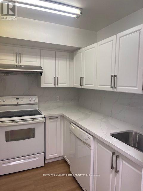 2f - 1567 Eglinton Avenue W, Toronto (Oakwood Village), Ontario  M6E 2G9 - Photo 4 - C12060494