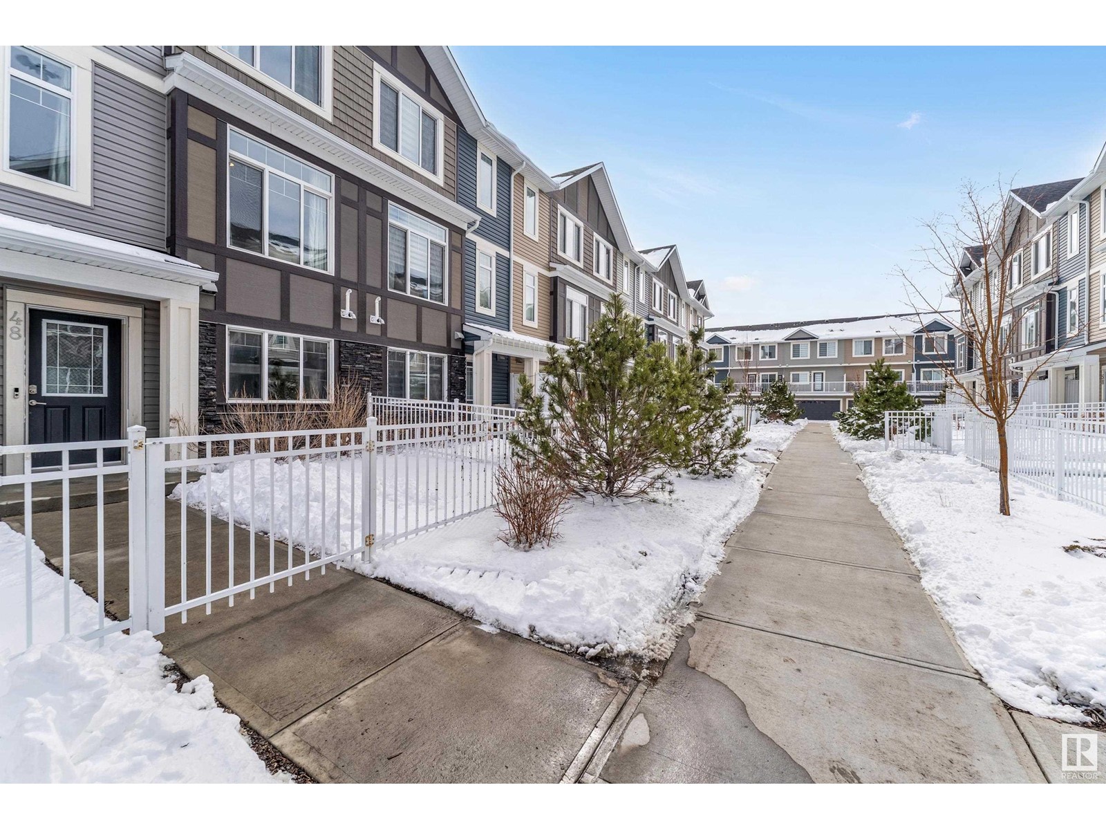 Property at #48 2215 24 ST NW image 5