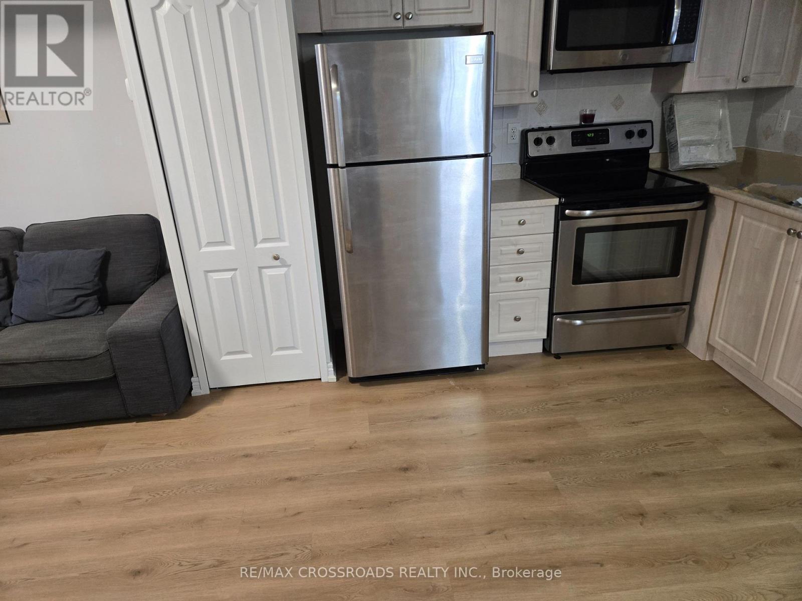 2922 Bur Oak Avenue, Markham, Ontario  L6B 1E5 - Photo 8 - N12060523