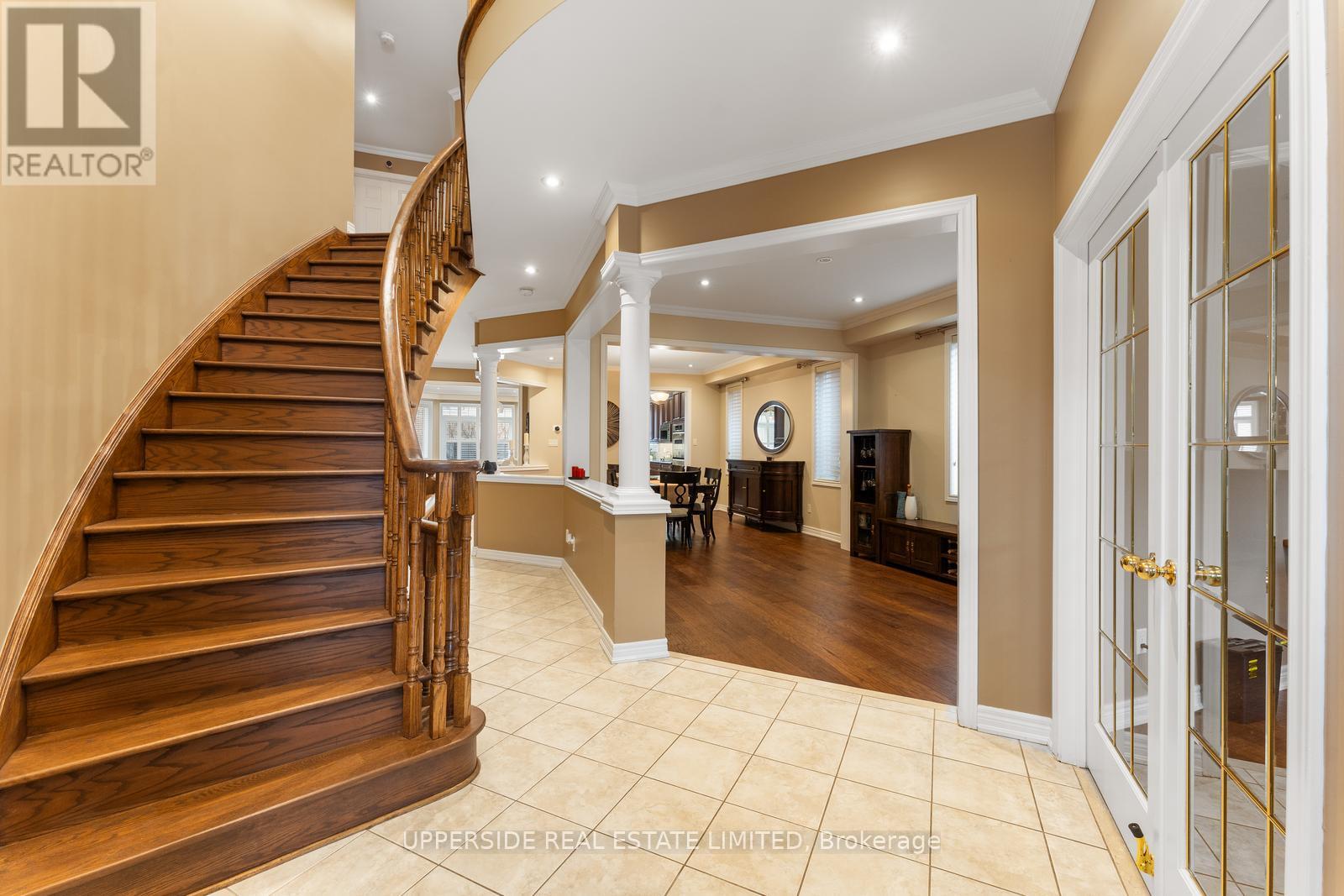 Property at 171 SEABREEZE AVENUE image 4
