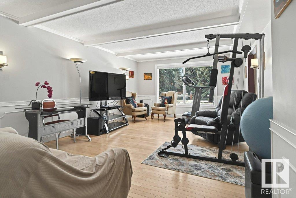Property at 50 WESTBROOK DR NW image 3