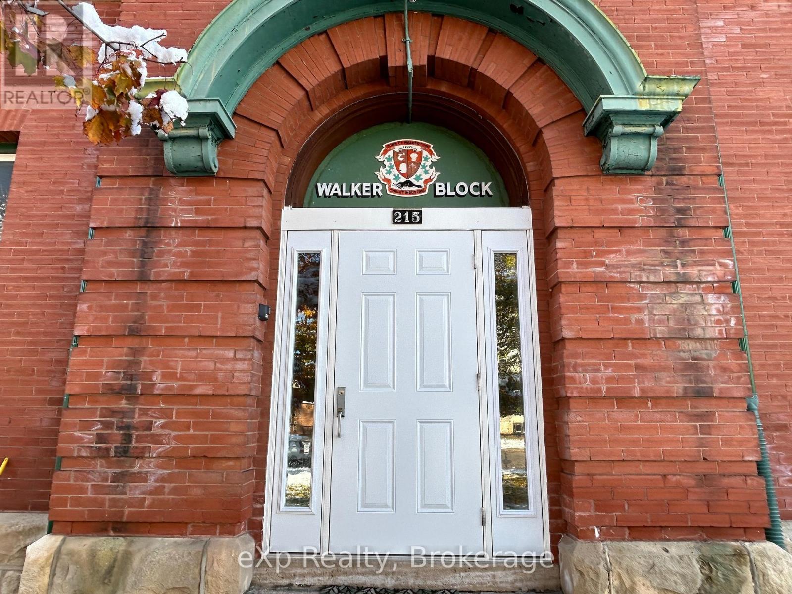 215 Jane Street, Brockton, Ontario  N0G 2V0 - Photo 2 - X12058910
