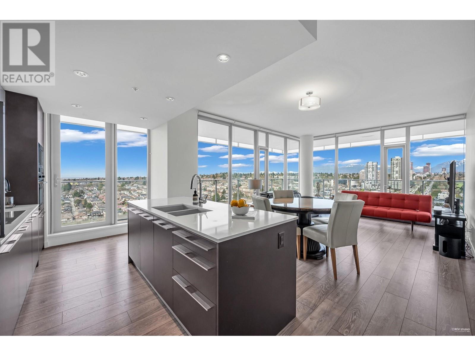 2501 8031 NUNAVUT LANE, vancouver, British Columbia