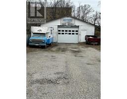 32 NORTH PARK Street, Brantford, Ontario