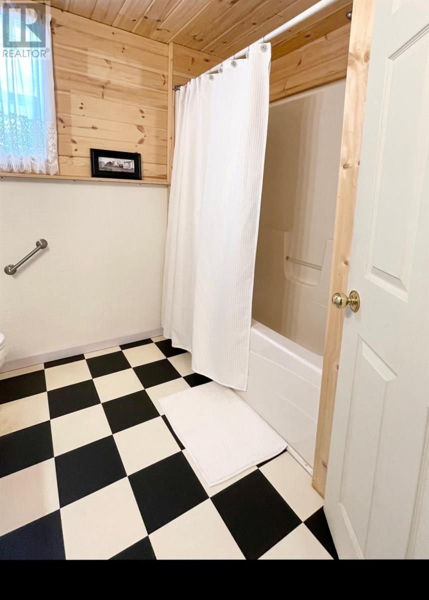 4728 Hwy 71, Emo, Ontario  P0W 1E0 - Photo 19 - TB250224