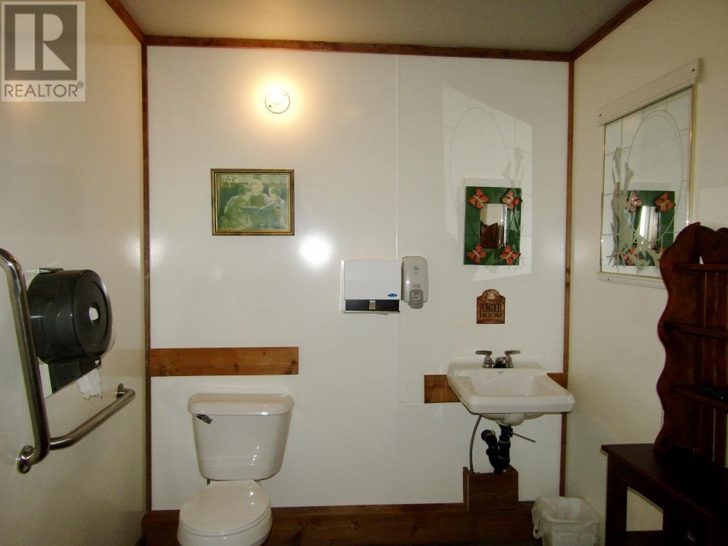 4728 Hwy 71, Emo, Ontario  P0W 1C0 - Photo 19 - TB250226