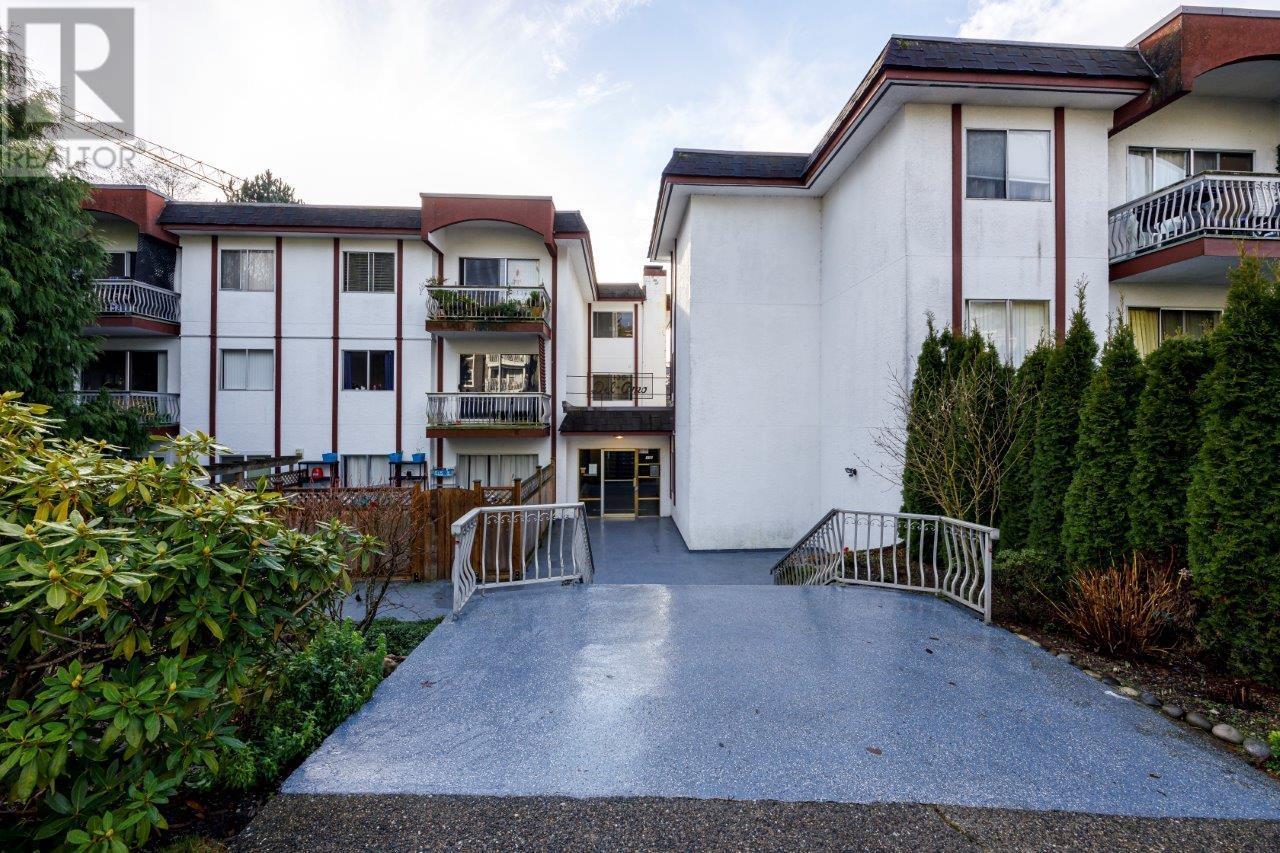 Property at 201 135 W 21ST STREET image 1