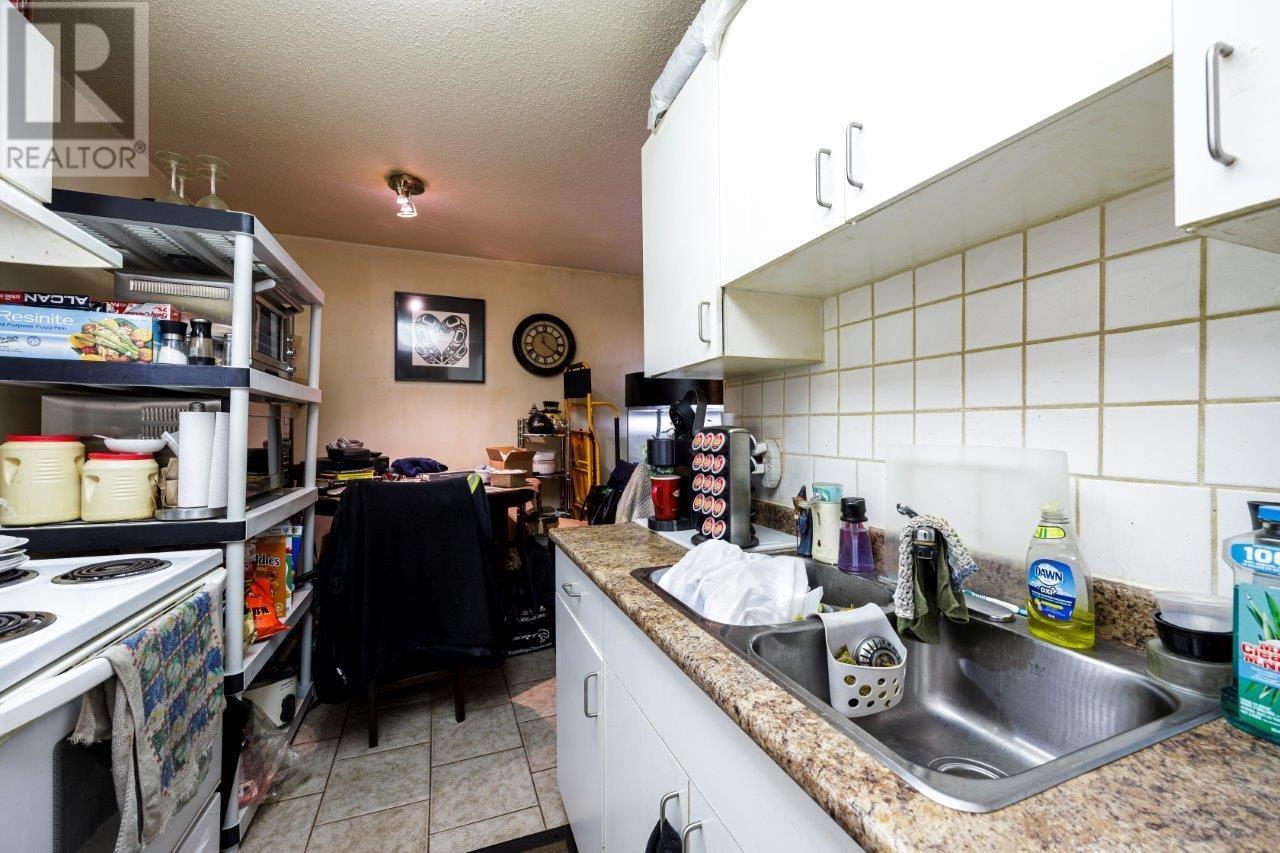 201 135 W 21st Street, North Vancouver, British Columbia  V7M 1Z2 - Photo 8 - R2985864