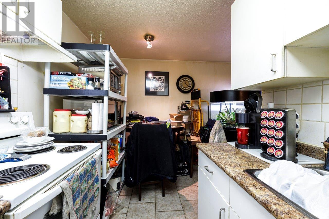 201 135 W 21st Street, North Vancouver, British Columbia  V7M 1Z2 - Photo 9 - R2985864