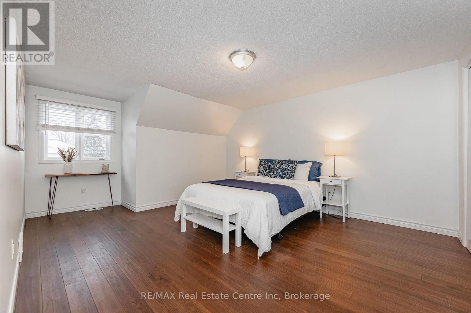42 Hands Drive, Guelph, Ontario  N1G 3H3 - Photo 24 - X12060642