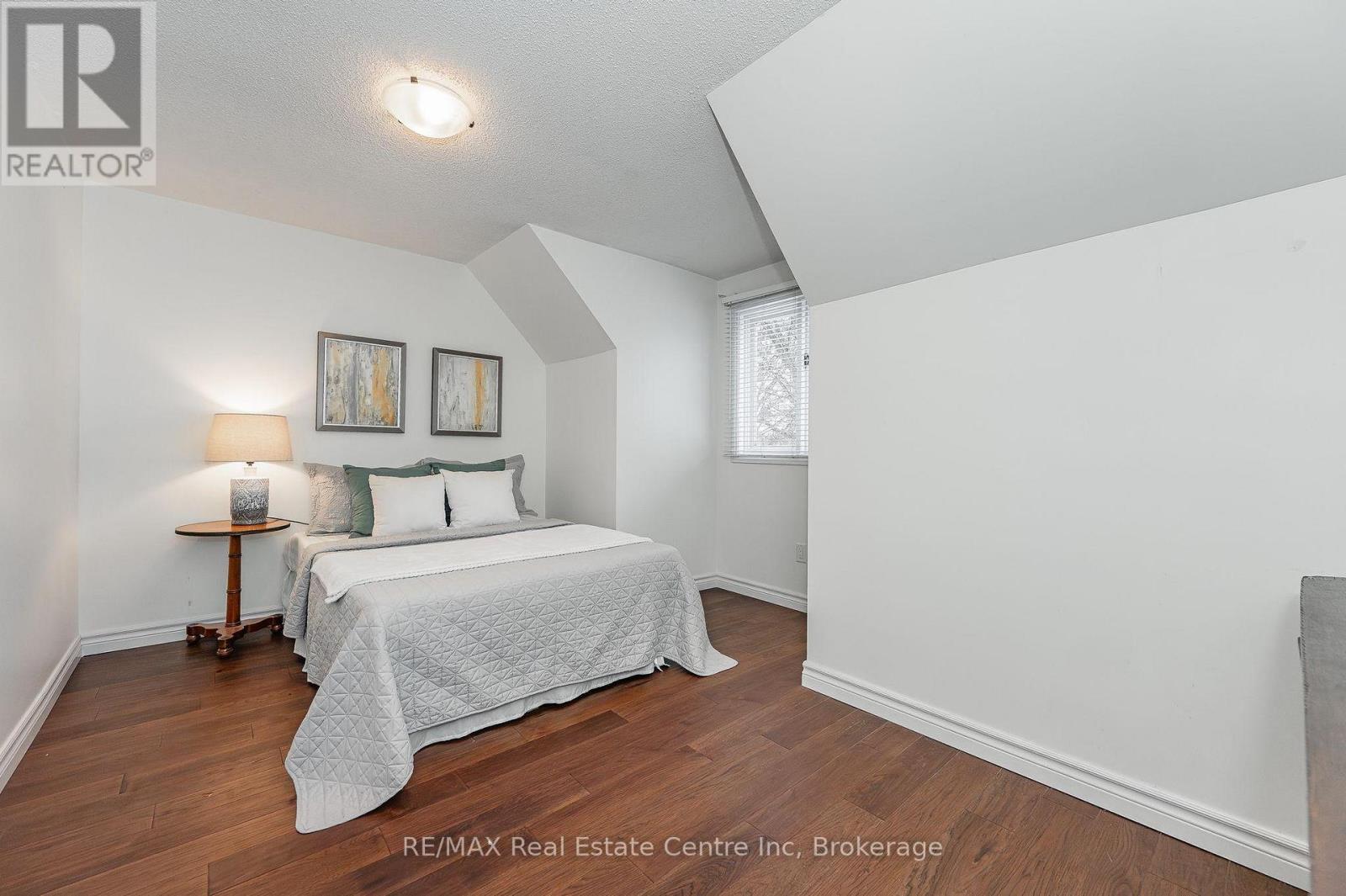 42 Hands Drive, Guelph, Ontario  N1G 3H3 - Photo 25 - X12060642