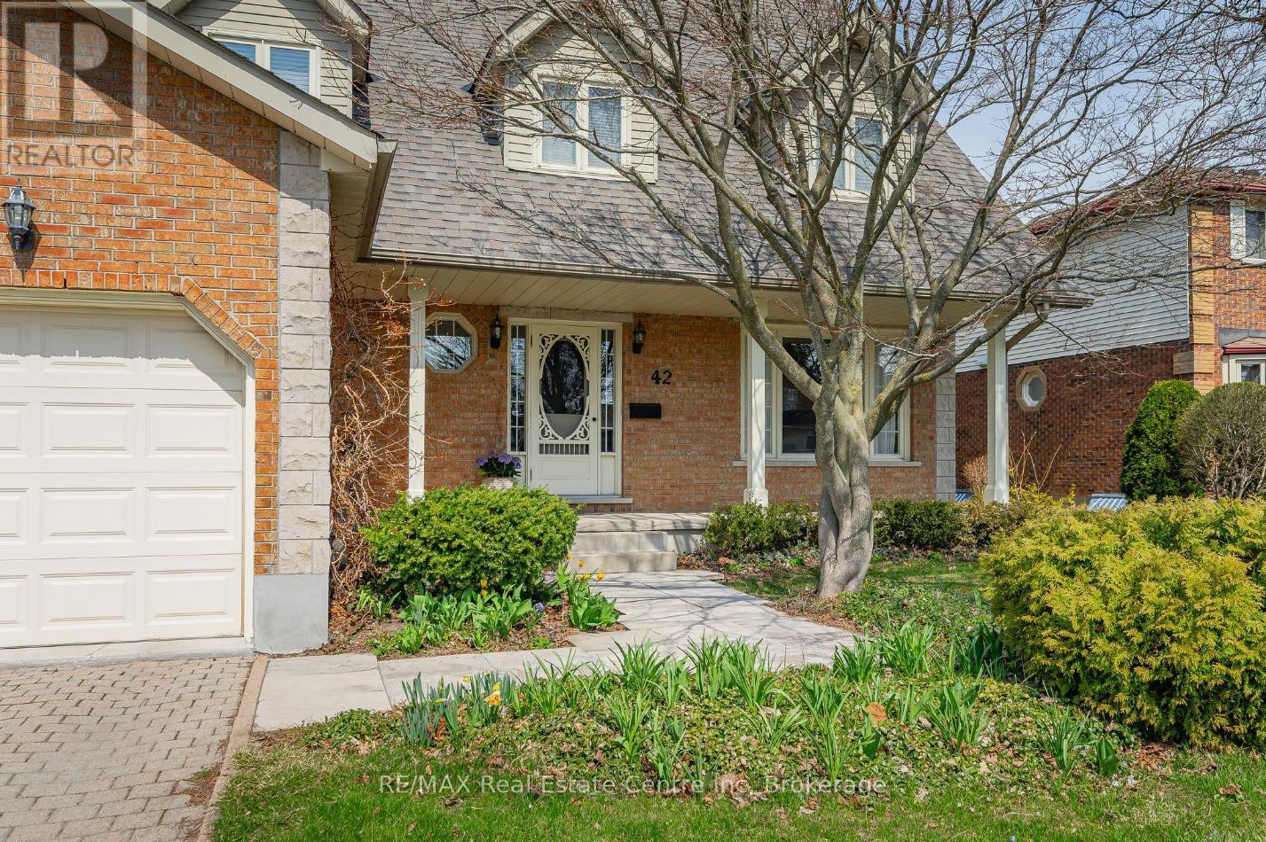 Property at 42 HANDS DRIVE image 3