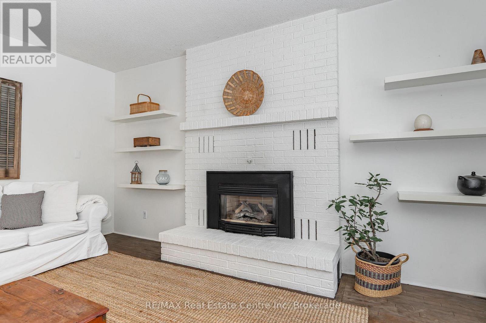 42 Hands Drive, Guelph, Ontario  N1G 3H3 - Photo 7 - X12060642