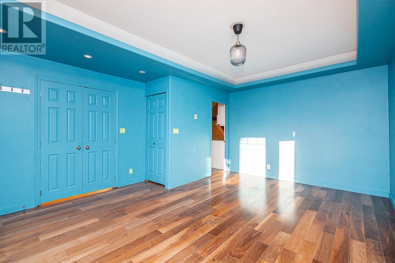 233 Eleventh Street, New Westminster, British Columbia  V3M 4C8 - Photo 8 - R2985866