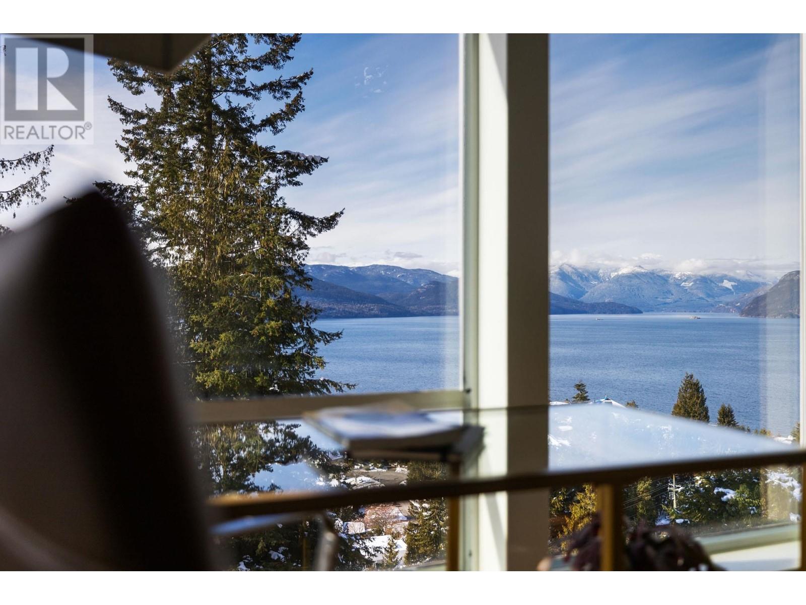 110 Kelvin Grove Way, Lions Bay, British Columbia  V0N 2E0 - Photo 26 - R2985887