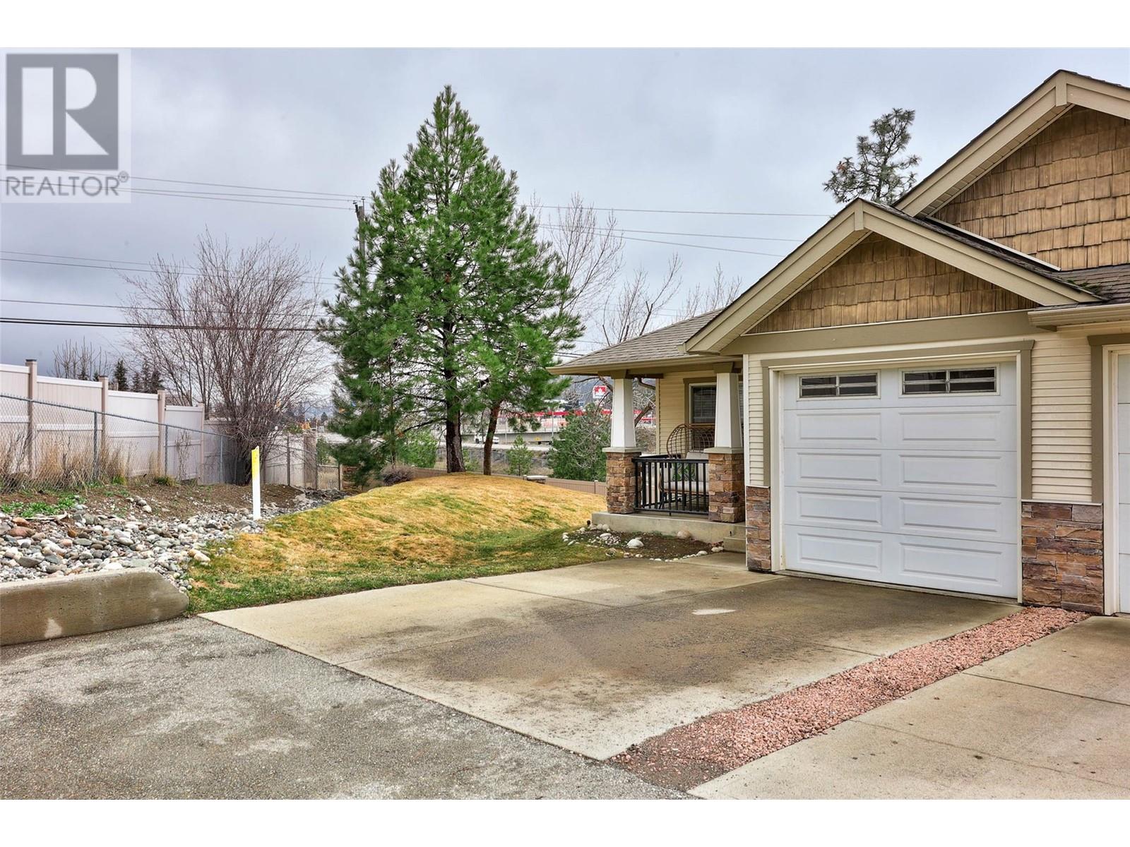 Property at 1940 Hillside Drive Unit# 1 image 3